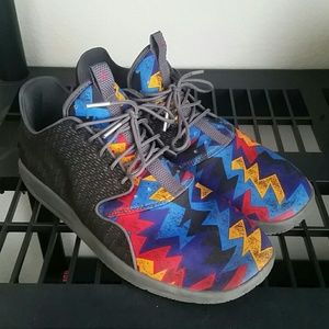 Jordan eclipse sweater